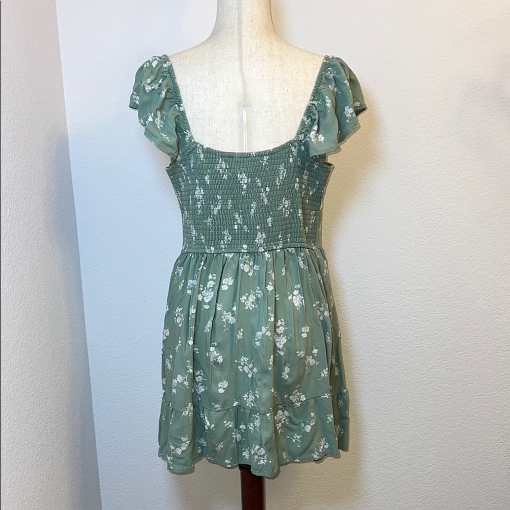 Hollister Green Tiered Skater Skirt Knee-Length Casual - Picture 3 of 9